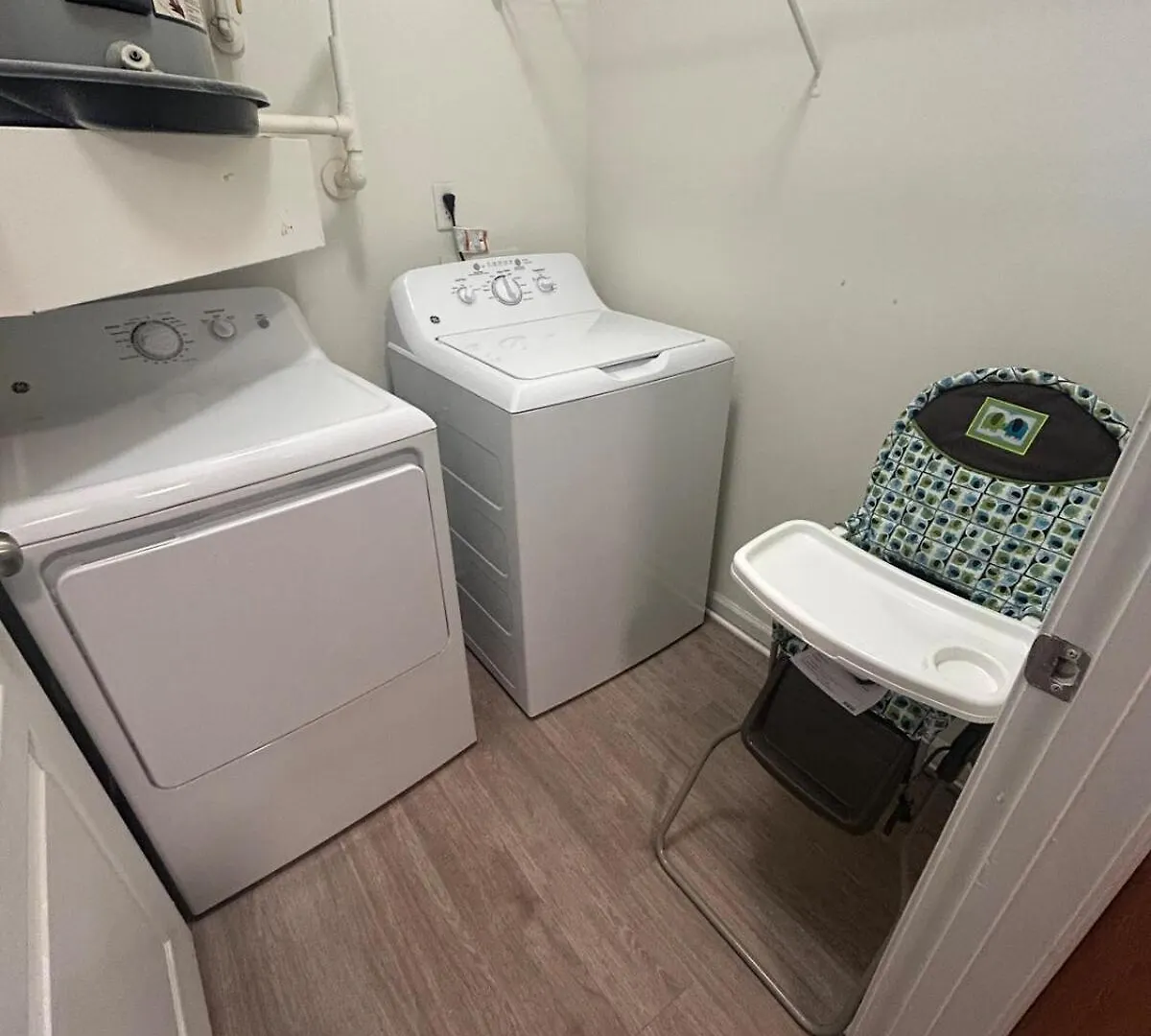 5 Min Uncc, 15 Min Uptown, 20 Min Clt Airport Apartment Charlotte 0*,